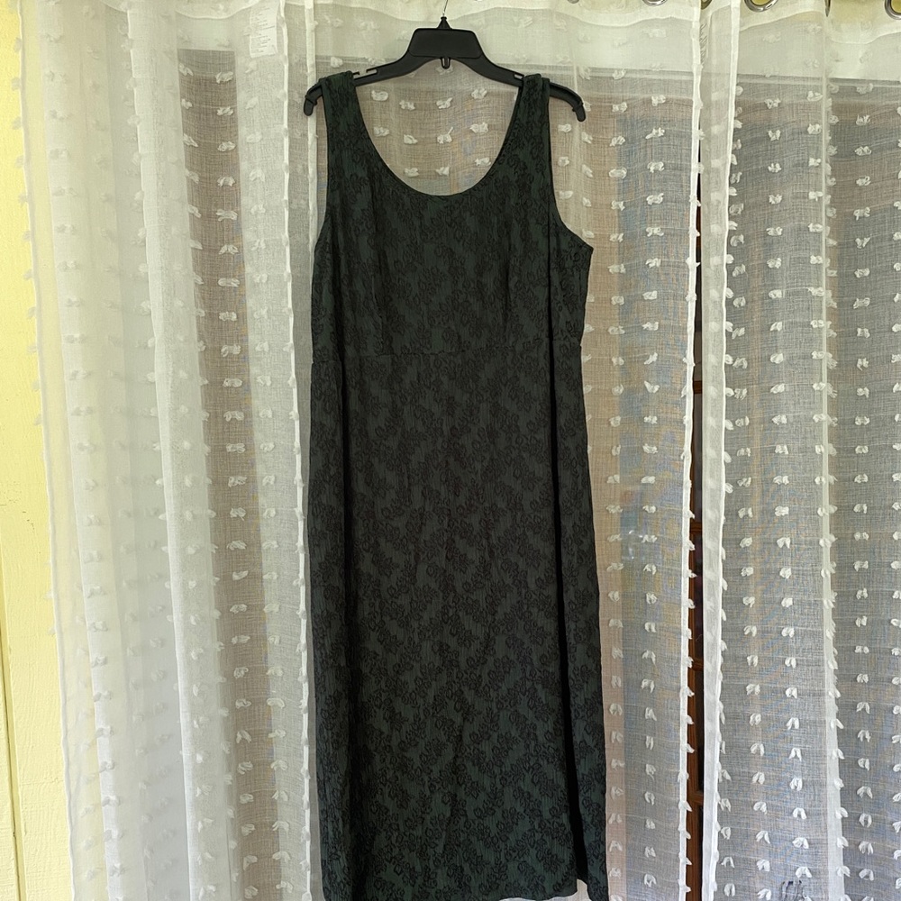 Dark green floral maxi dress